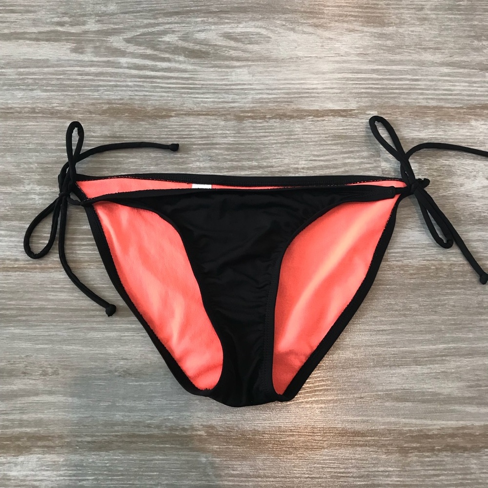 Athleta- String Bikini Bottoms CLOSET CLOSING!